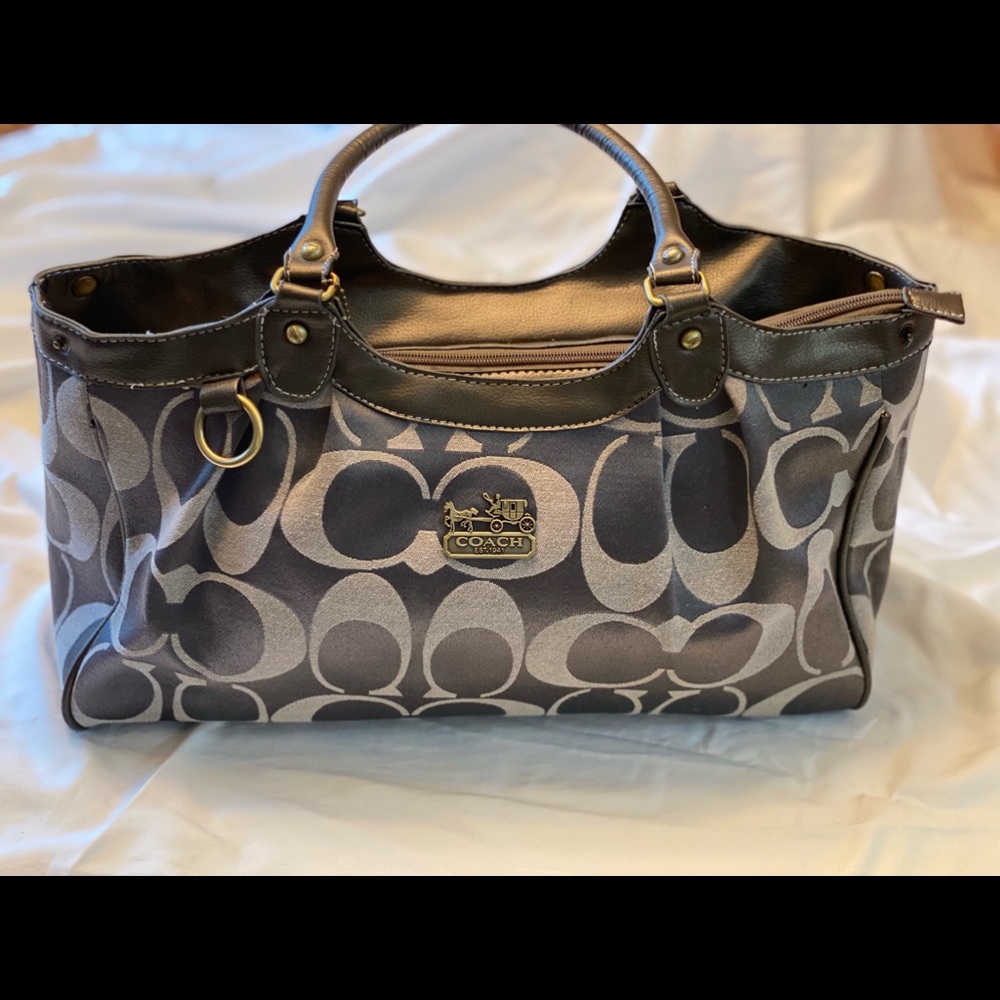 Coach Grey Tote 100% Authentic Excellent Conditon